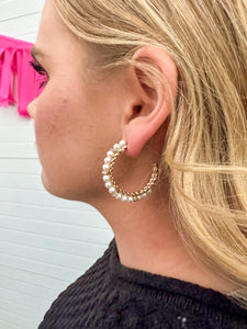 The Oliva Pearl Earring